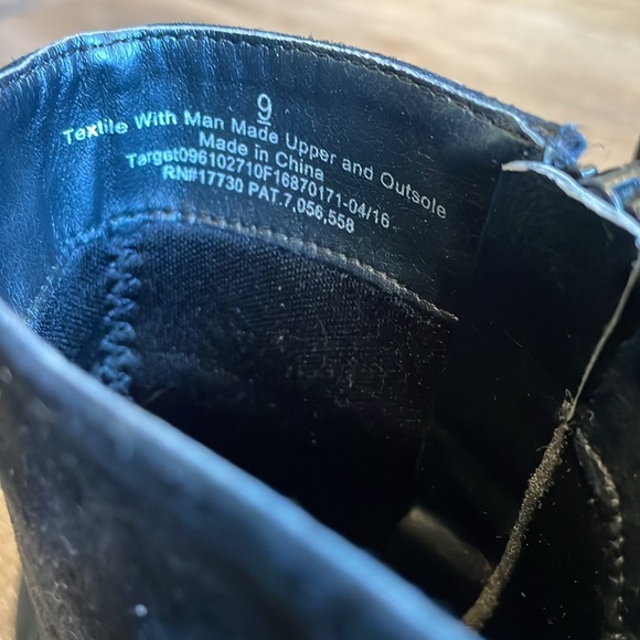 Black heels. Small signs of wear - Picture 4 of 6